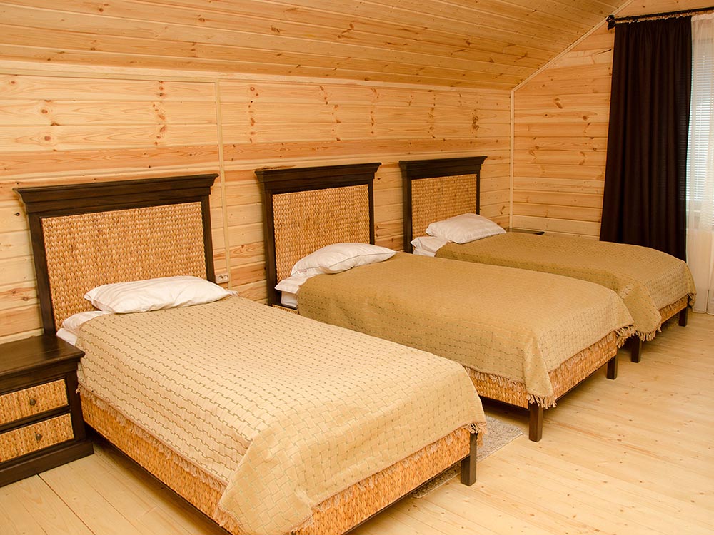 Комната с раздельными кроватями